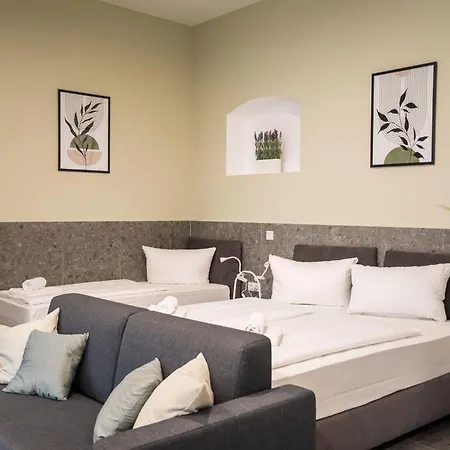 Modern Living In Friedrichshain * Berlim