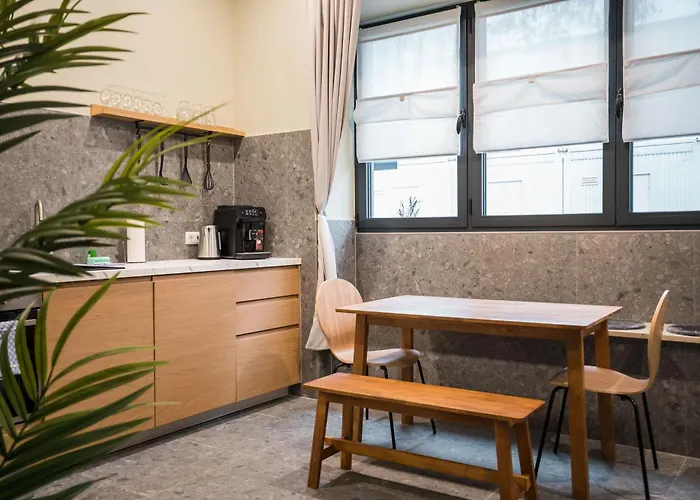 Modern Living In Friedrichshain * Berlin