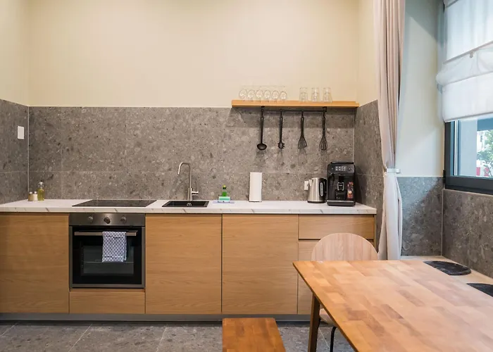 Modern Living In Friedrichshain דירה