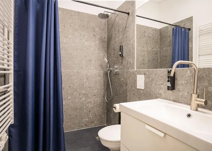 Modern Living In Friedrichshain Daire